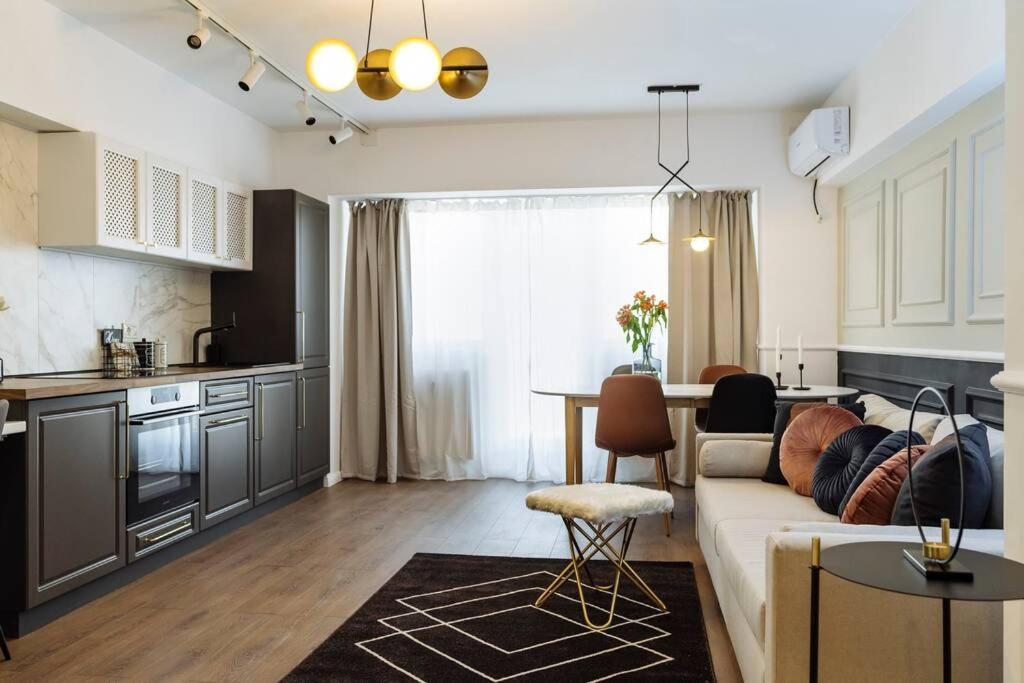 Panoramic Apartment - 4Br - Piata Unirii Bükreş Dış mekan fotoğraf