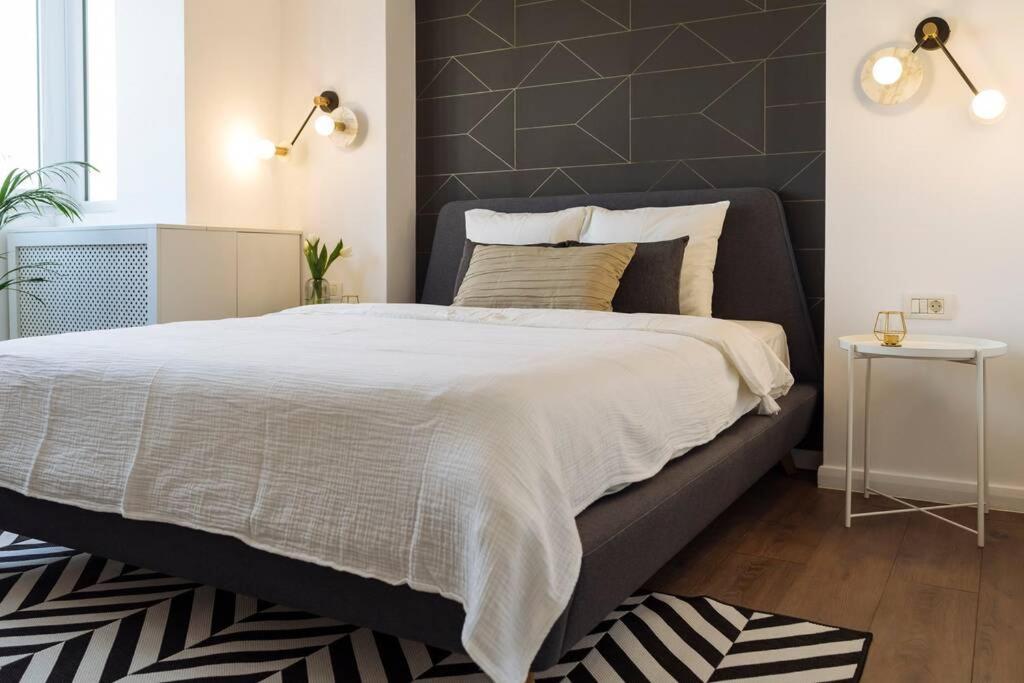 Panoramic Apartment - 4Br - Piata Unirii Bükreş Dış mekan fotoğraf
