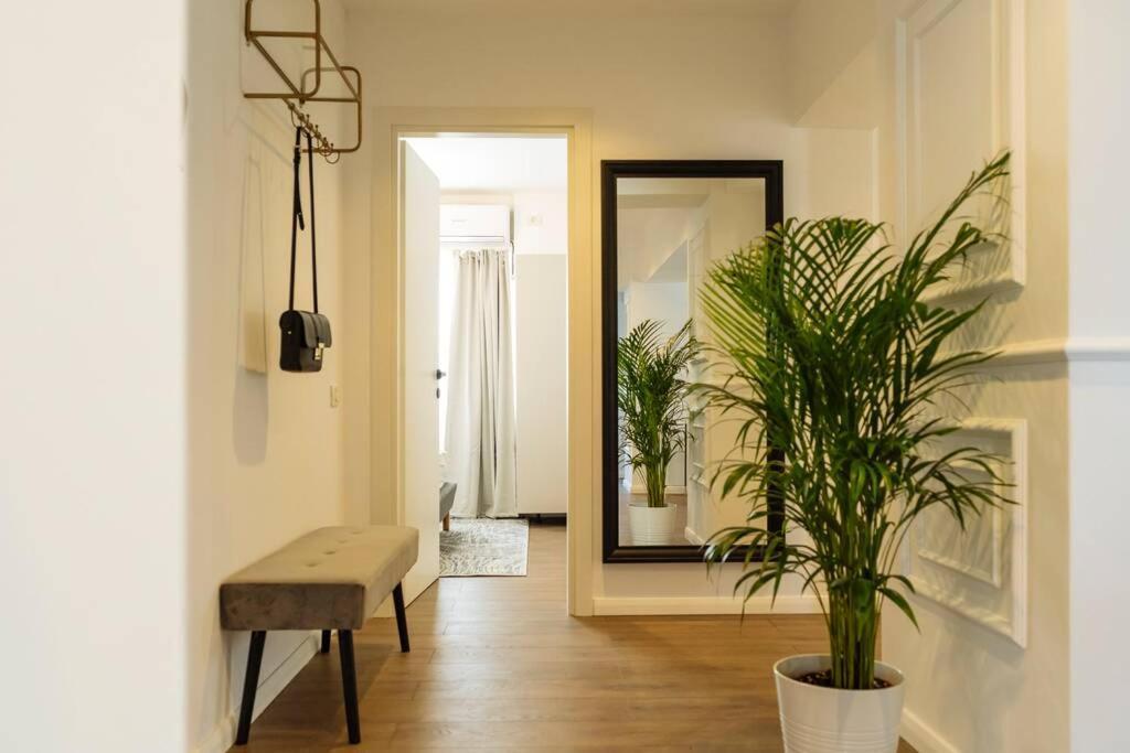 Panoramic Apartment - 4Br - Piata Unirii Bükreş Dış mekan fotoğraf